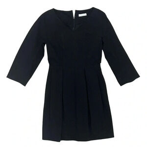 Emilio Pucci Black Pleated Round Neckline Knee-Length Dress Elegant Size 6